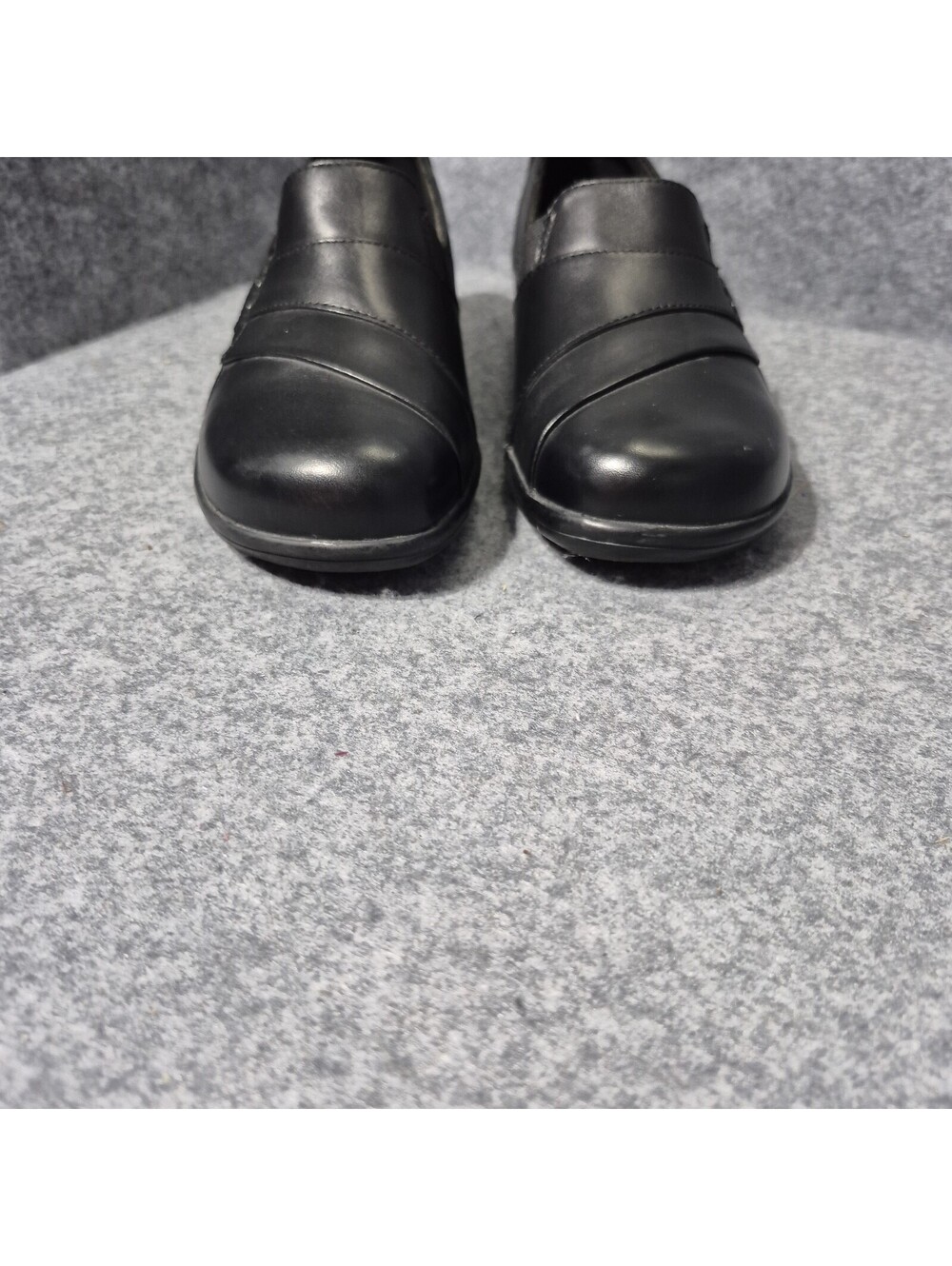 Clarks Collection- Black Leather Slip On - Comfort Shoes - Womens Sz 8M - Picture 6 of 11